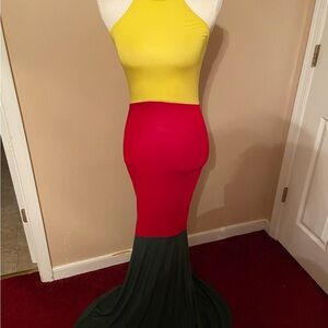 Colorblock Halter Maxi Dress